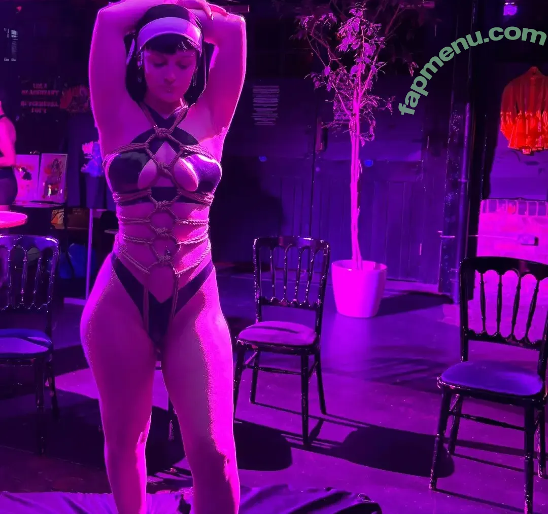 Kyranekko nude photo #0293 (Kyranekko)