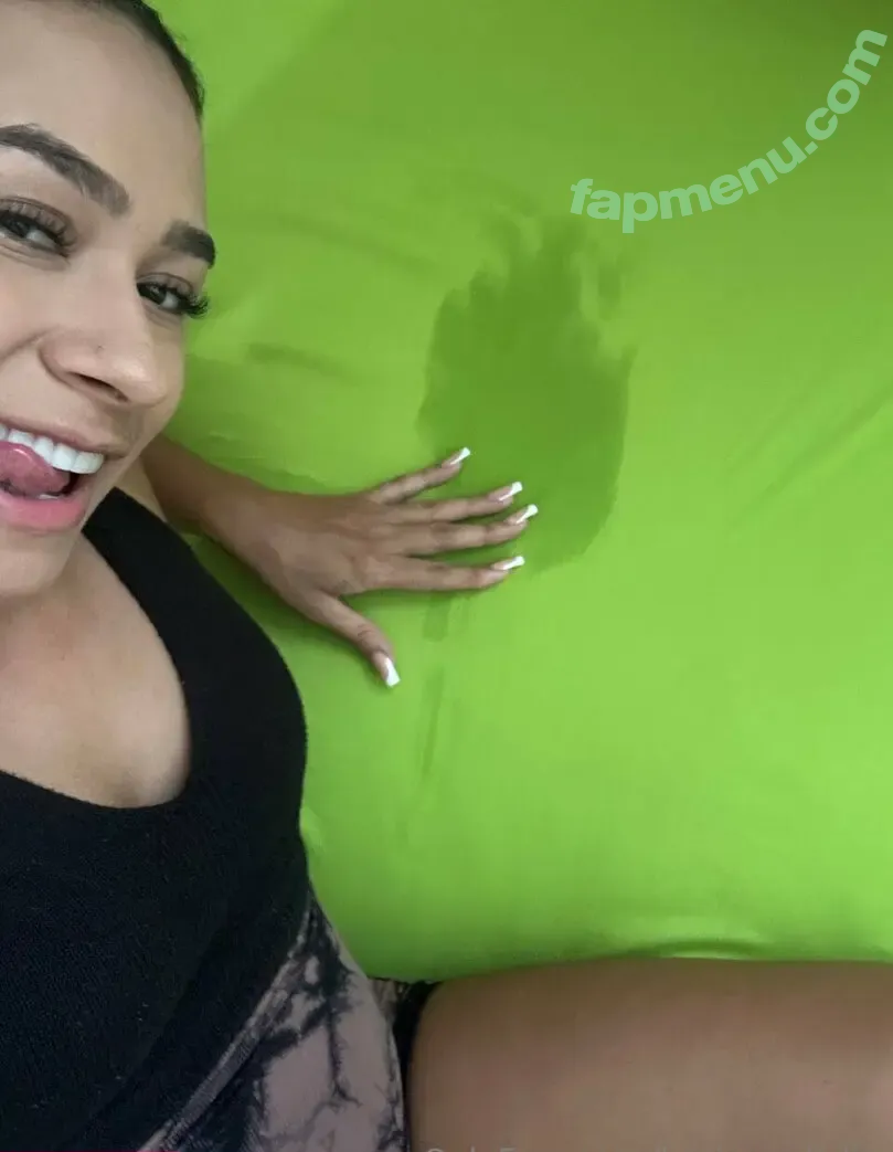 kysi.maykelin nude photo #0050 (onlykeiyss)