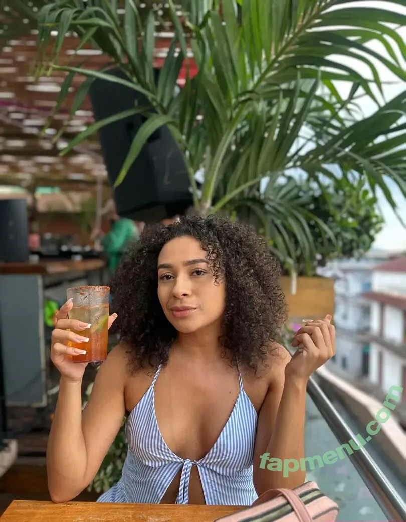 kysi.maykelin nude photo #0054 (onlykeiyss)
