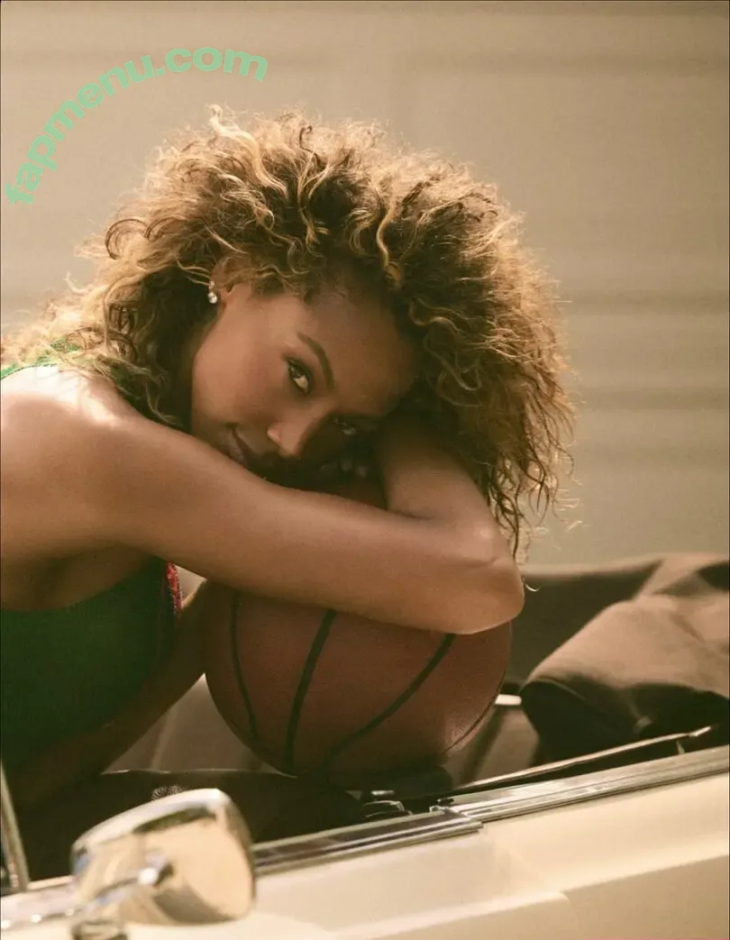 Kysre Rae Gondrezick nude photo #0102 (kysrerae)