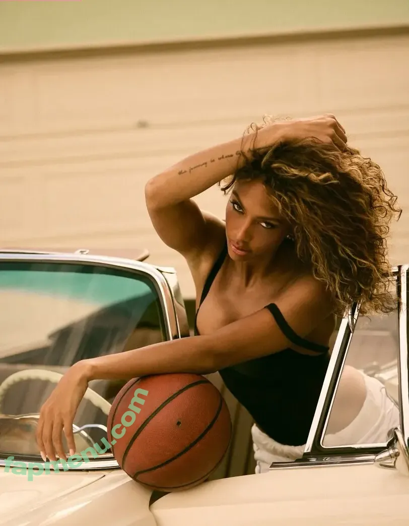 Kysre Rae Gondrezick nude photo #0135 (KysreRae)