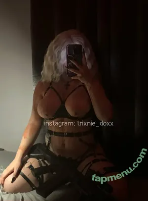 Kyysluttyy / Trixnie / Trixnie_doxx nude photo #0014