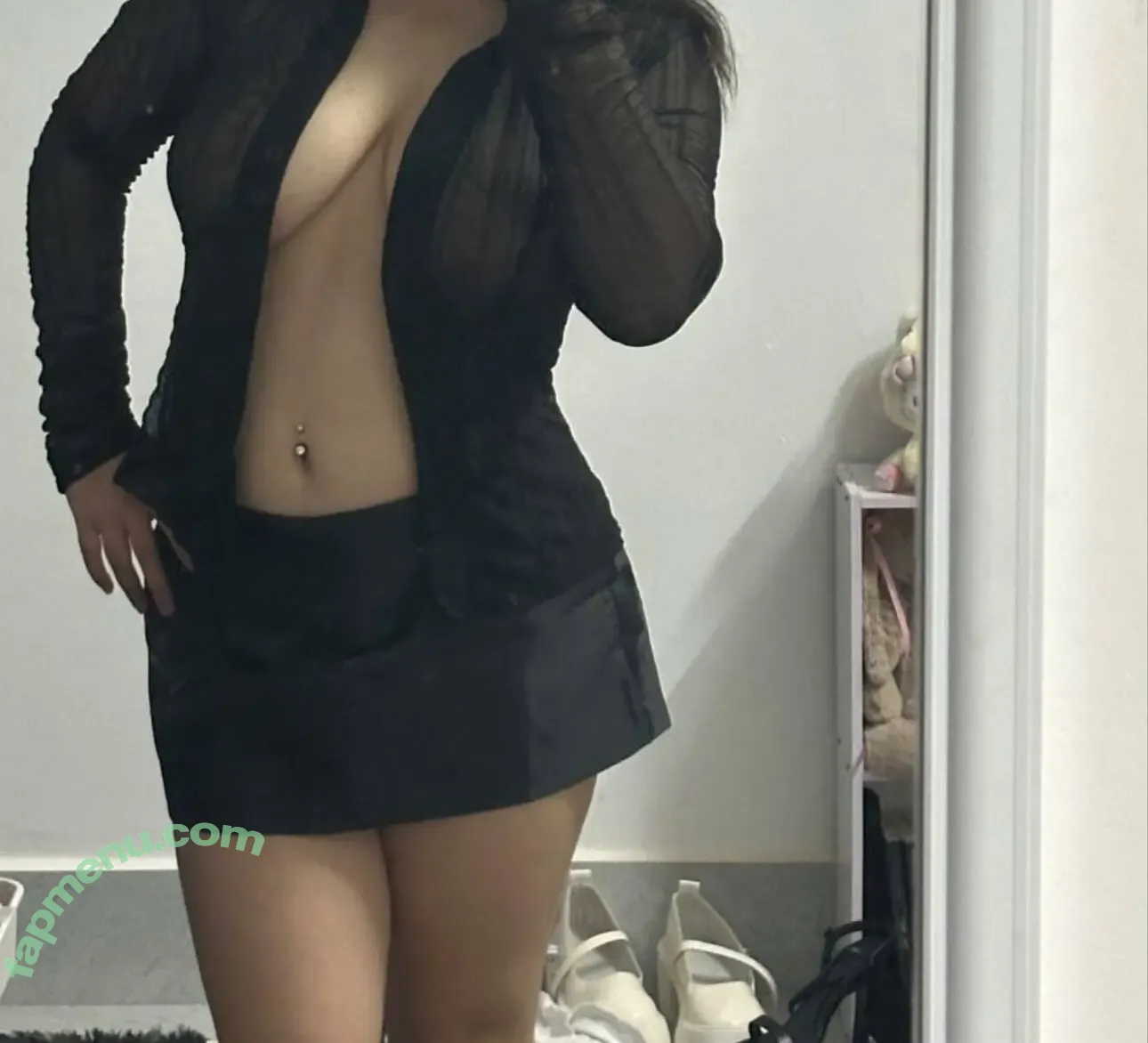 Kyysluttyy nude photo #0035 (Trixnie / Trixnie_doxx)