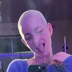 l.dev / l_devv_ nude photo #0028