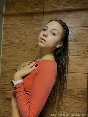 l_hunnybunny_l / hunnybunny420 / sunny_anny nude photo #0026