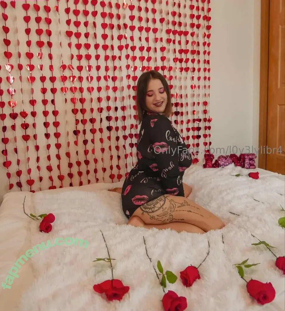 l0v3lylibr4 nude photo #0004 (l0v3lylibr4)