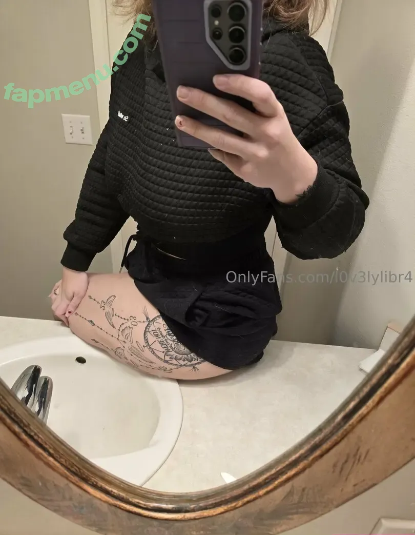 l0v3lylibr4 nude photo #0014 (l0v3lylibr4)