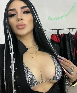  nude photo #0002