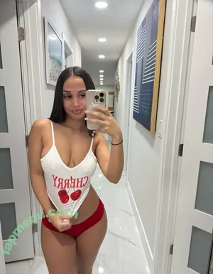  nude photo #0001