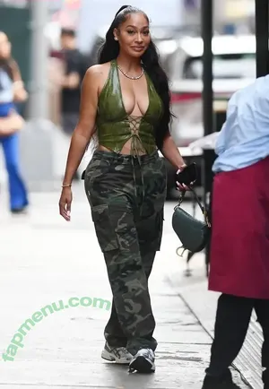 La La Anthony / lajoaquioficial nude photo #0096