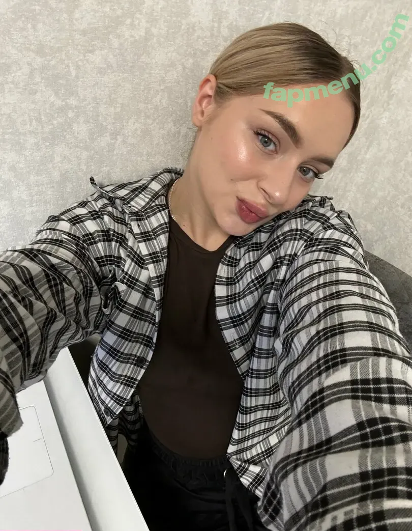 la_la_landay nude photo #0011 (lalaland)