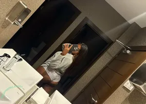 la.negra.dom / shanolahampton nude photo #0015