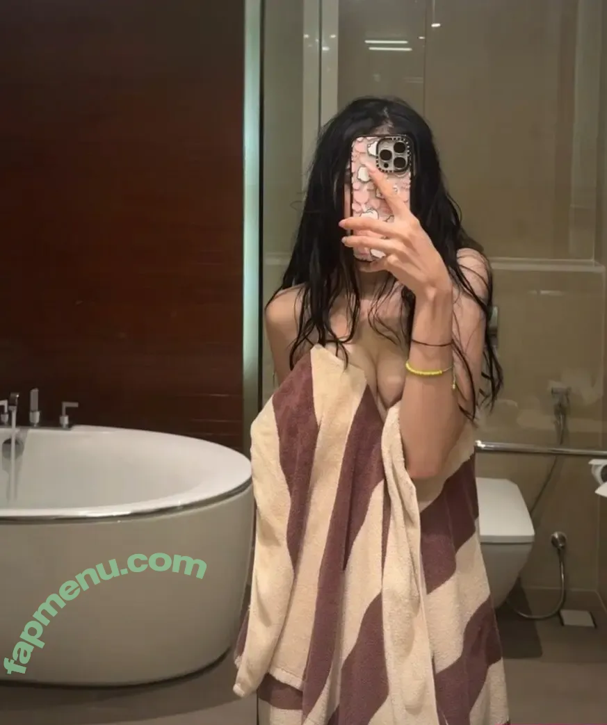 La Niña Fresa nude photo #0045 (Mariana Grimaldi / marianagrimaldi__)