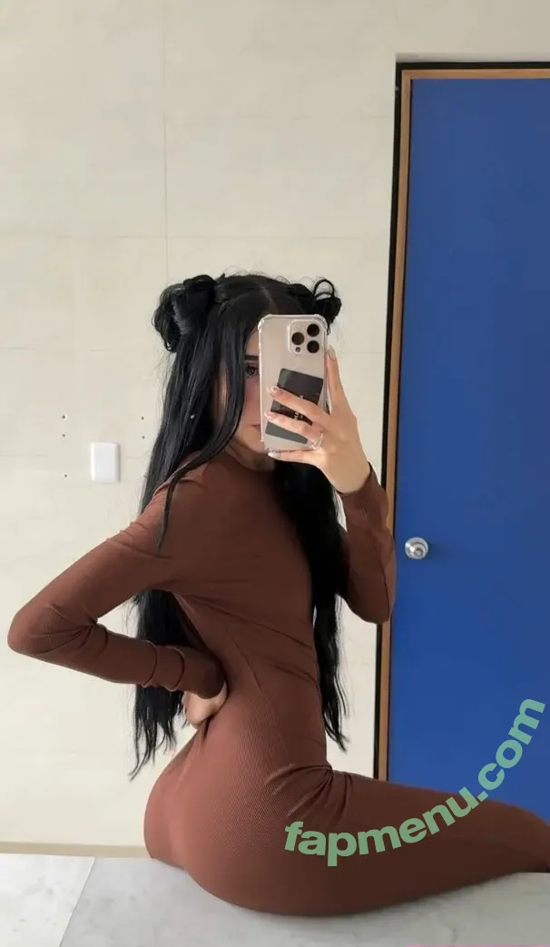 La Niña Fresa nude photo #0050 (Mariana Grimaldi / marianagrimaldi__)