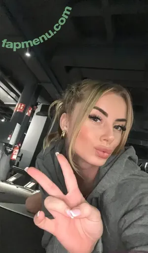 La_petite_ange / La_petite_ange3 nude photo #0046