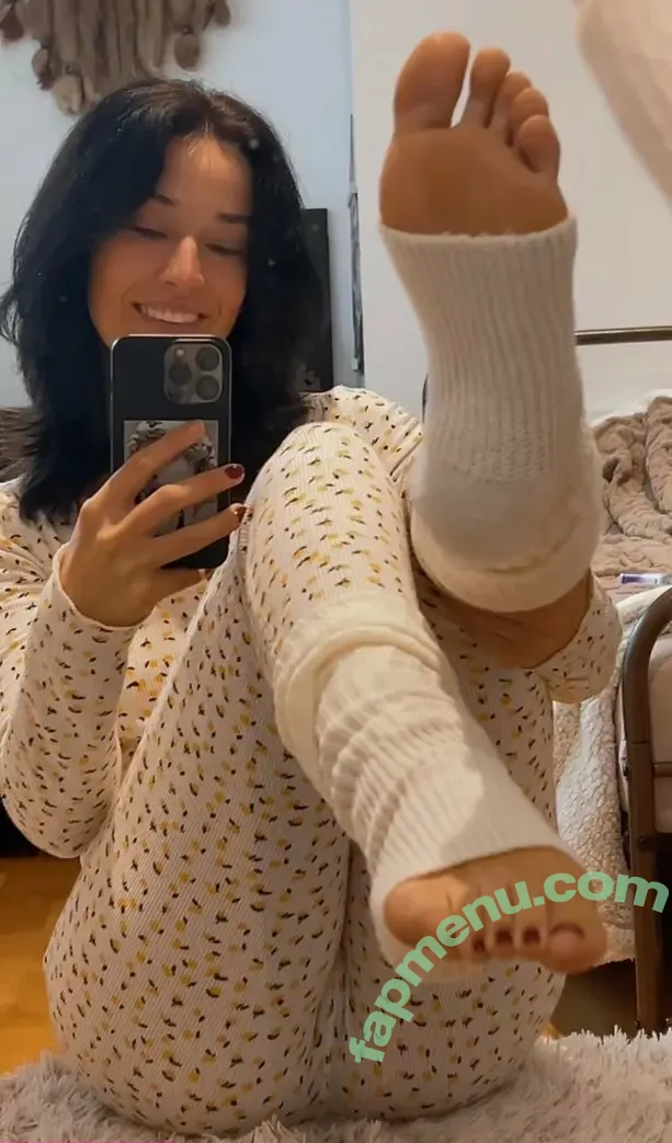 laamacal nude photo #0039 (laamacal)