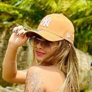 Laari_feet / Kellynhafeet / Larissa Miguez e Kellynha nude photo #0020