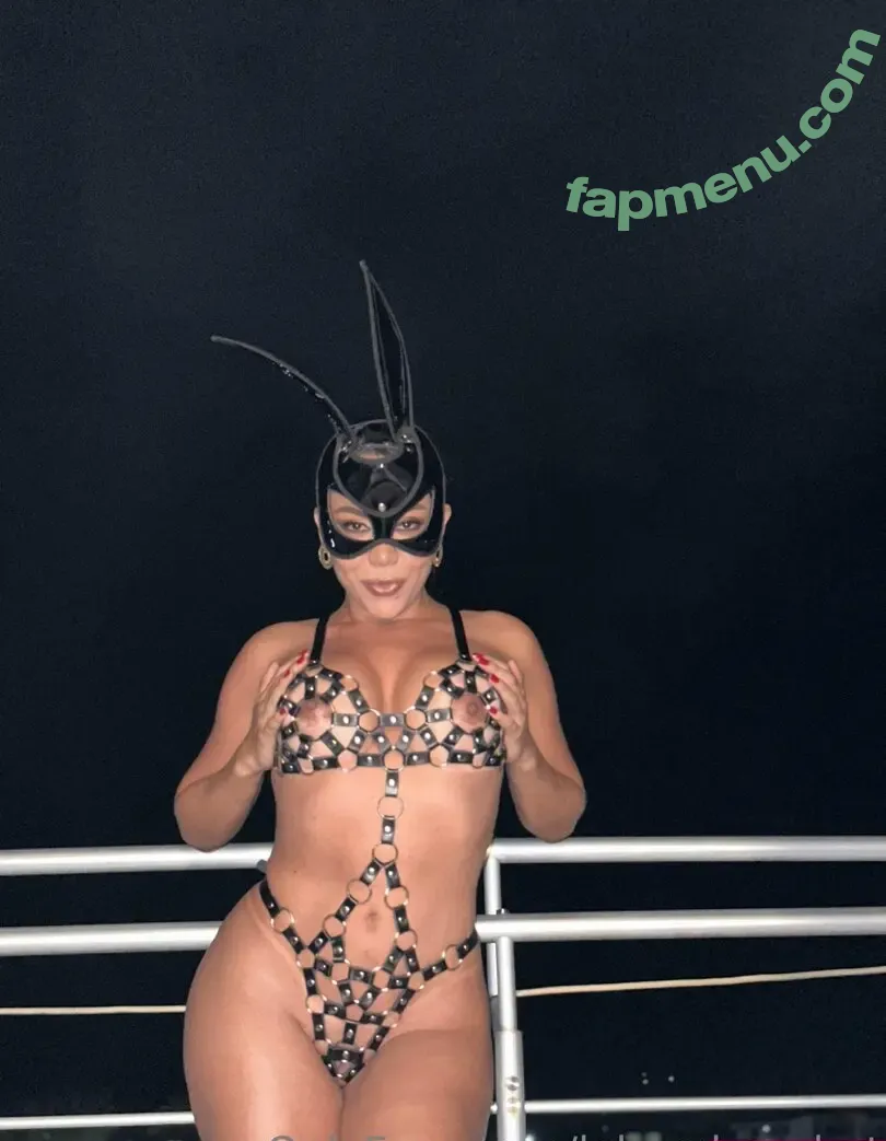labombonshot nude photo #0006 (labombonshot)