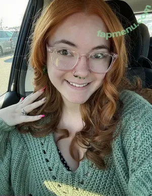 lacebeth / laciearmstrong nude photo #0129