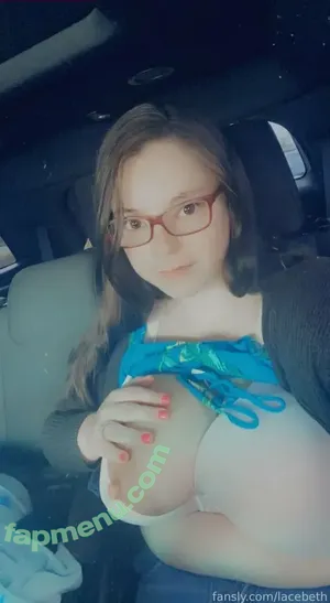 lacebeth / laciearmstrong nude photo #0136