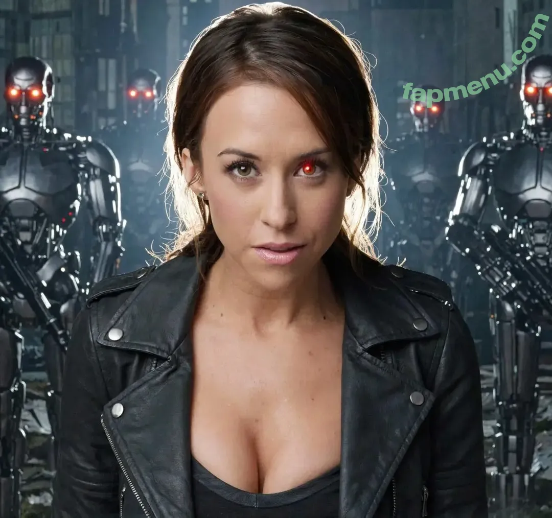 Lacey Chabert nude photo #0191 (thereallacey)