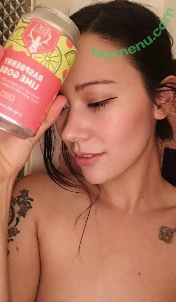 Laceyisanerd nude photo #0054 (certifiablenerd)