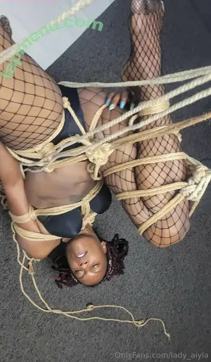  nude photo #0005