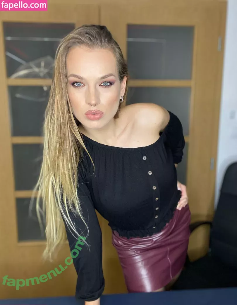 Lady Annabelle nude photo #0019 (LadyAnnabelle666 / LadyAnnabelle9 / _ladyannabelle)