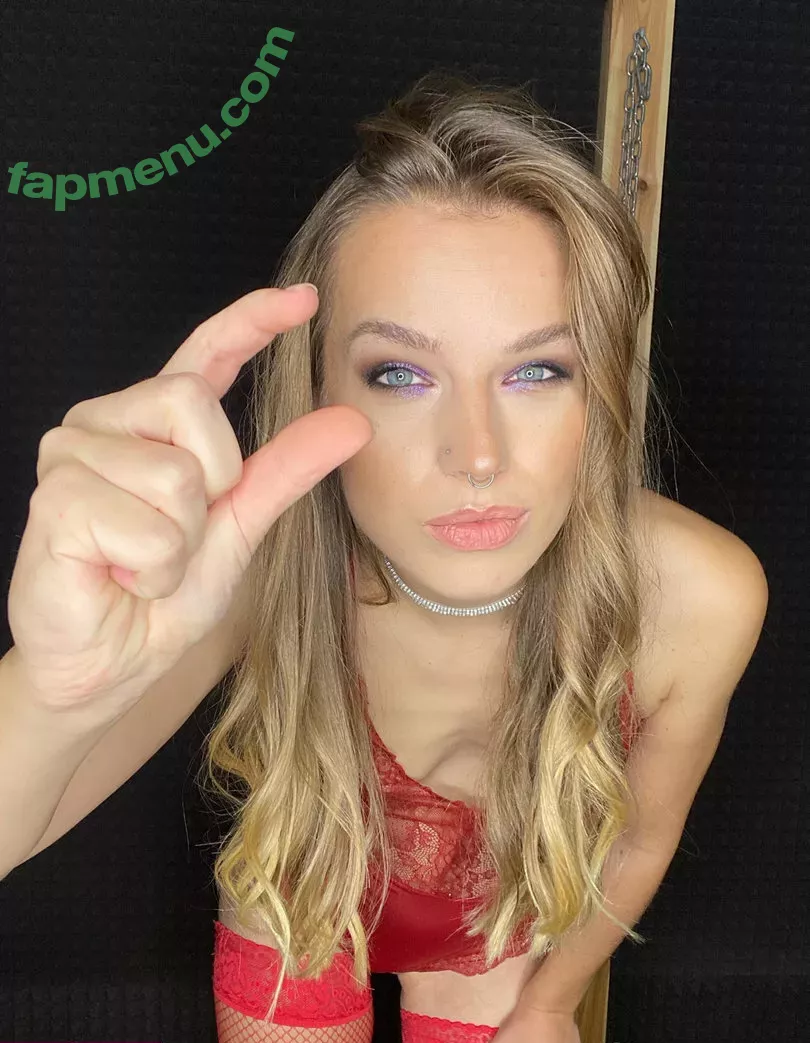 Lady Annabelle nude photo #0139 (LadyAnnabelle666 / LadyAnnabelle9 / _ladyannabelle)