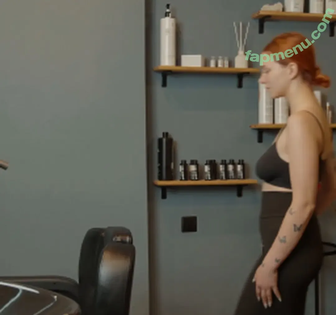 Lady Barbers Asmr nude photo #0033 (asmrladybarbers / ladybarbers)