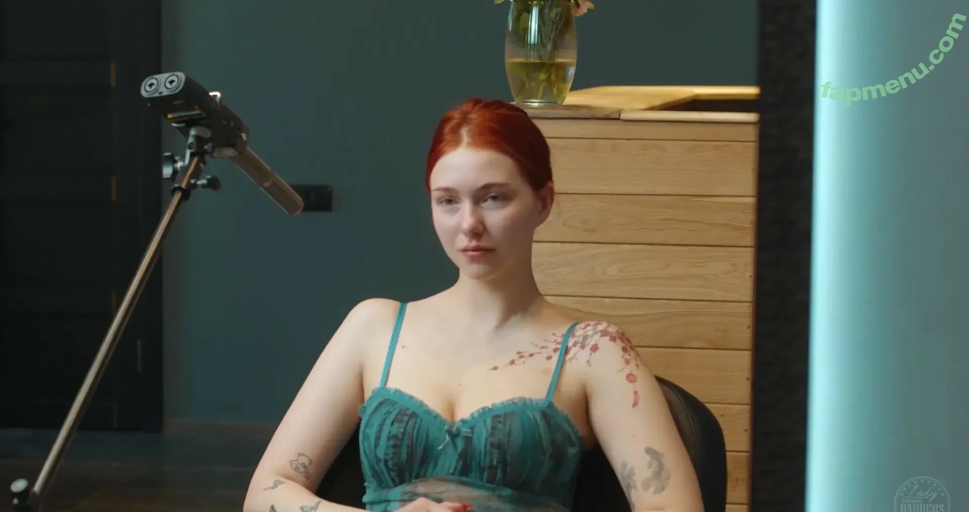 Lady Barbers Asmr nude photo #0086 (asmrladybarbers / ladybarbers)
