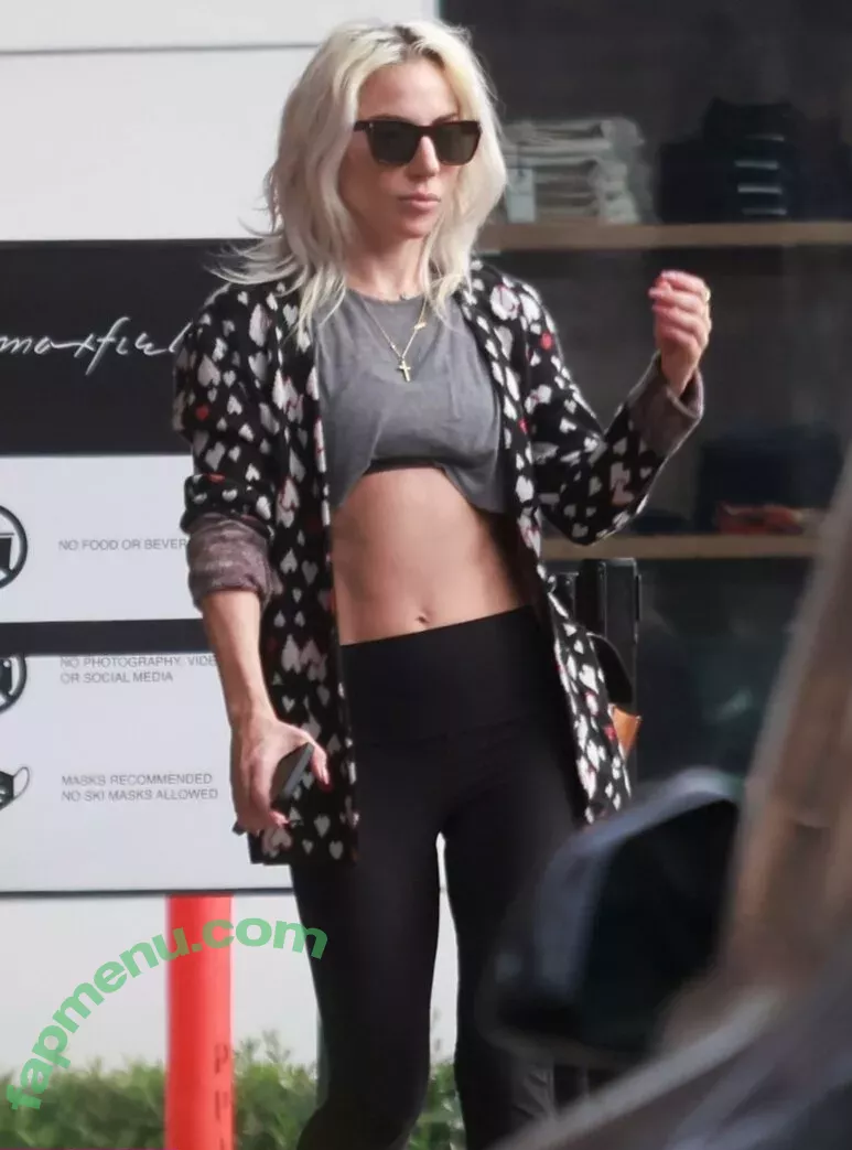 Lady Gaga nude photo #0405 (ladygaga)