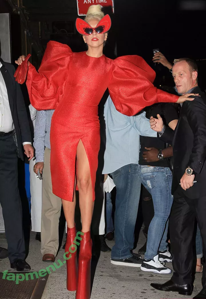 Lady Gaga nude photo #0892 (ladygaga)