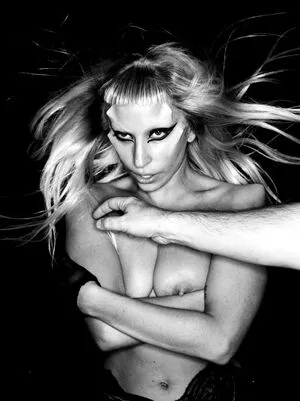 Lady Gaga / ladygaga nude photo #1045