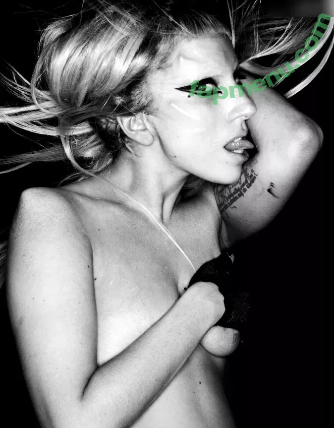 Lady Gaga nude photo #1048 (ladygaga)