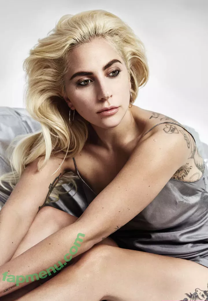 Lady Gaga nude photo #1069 (ladygaga)