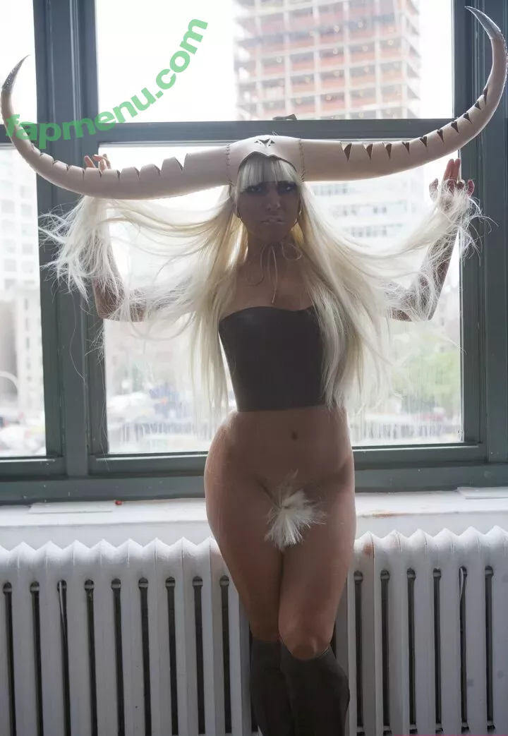 Lady Gaga nude photo #1084 (ladygaga)