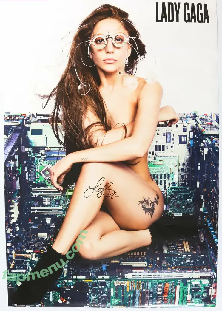 Lady Gaga nude photo #1321 (ladygaga)