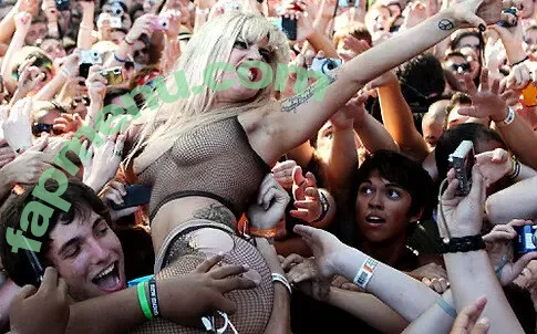 Lady Gaga nude photo #1339 (ladygaga)