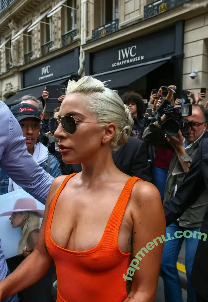 Lady Gaga nude photo #1442 (ladygaga)