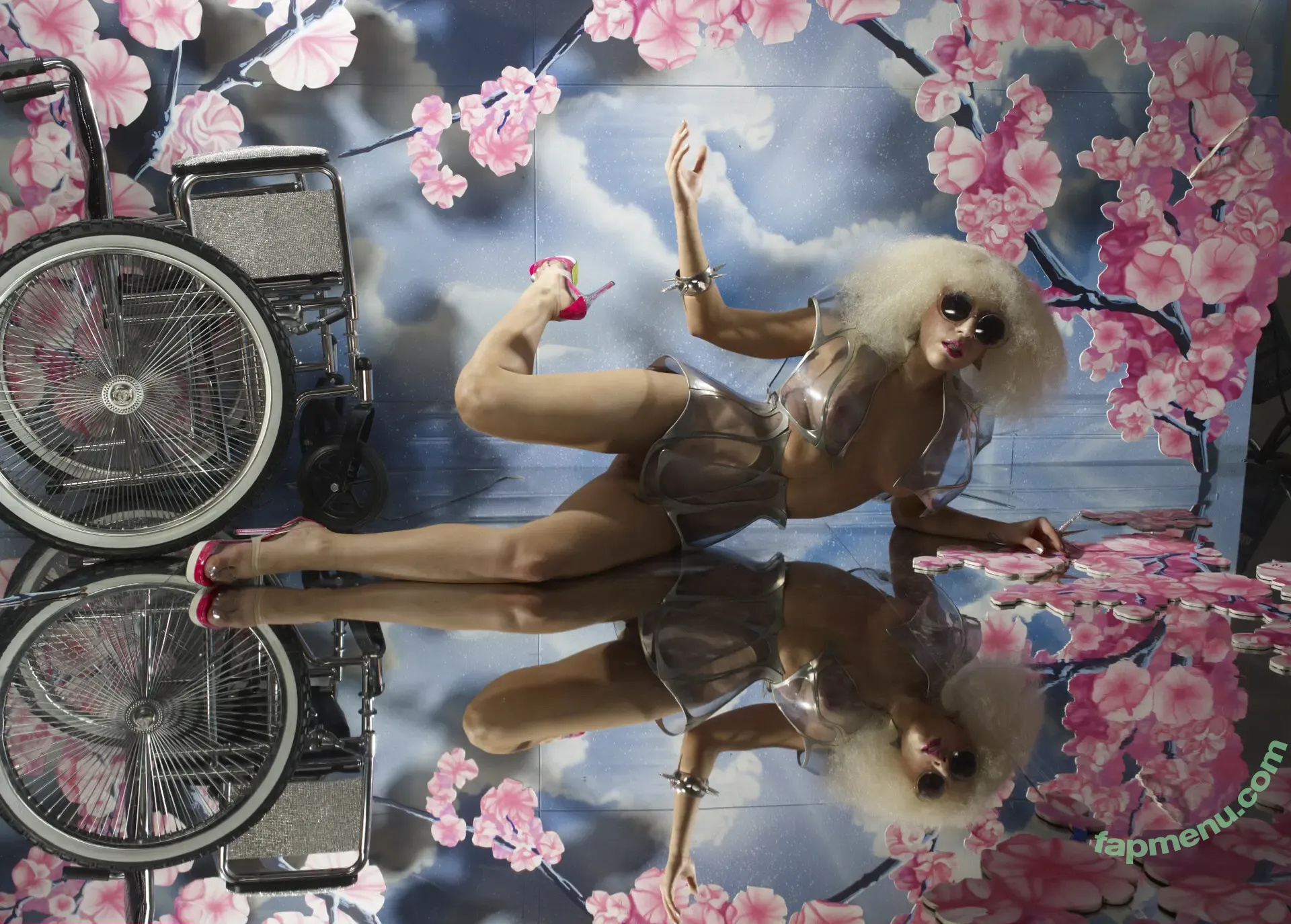 Lady Gaga nude photo #1471 (ladygaga)