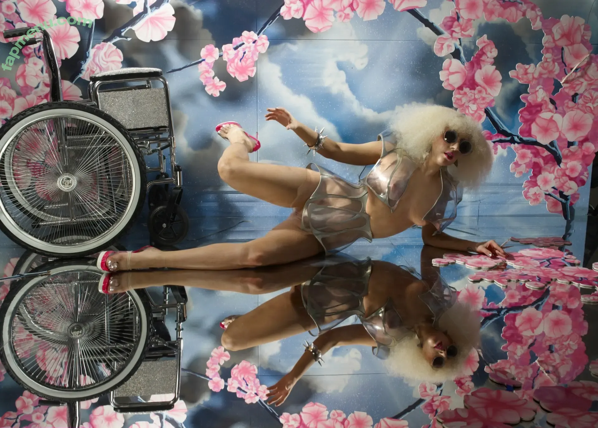 Lady Gaga nude photo #1478 (ladygaga)