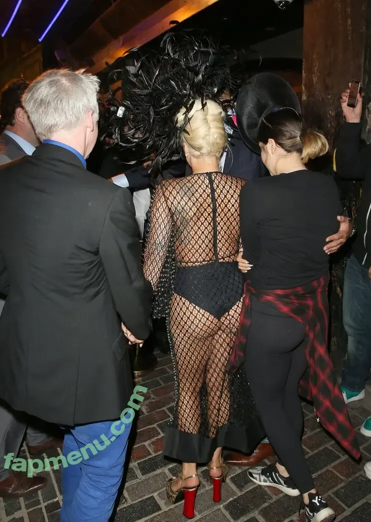 Lady Gaga nude photo #1552 (ladygaga)