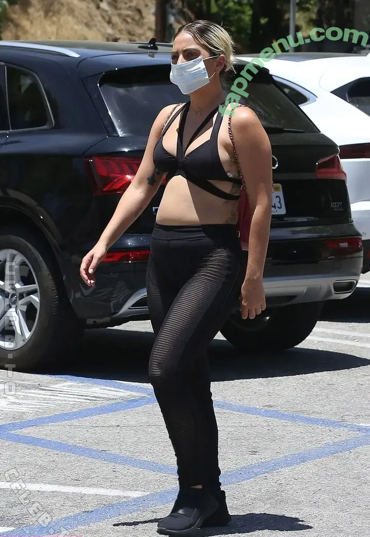 Lady Gaga nude photo #1758 (ladygaga)