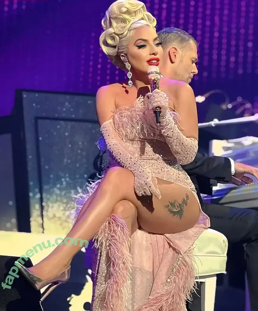 Lady Gaga nude photo #1777 (ladygaga)