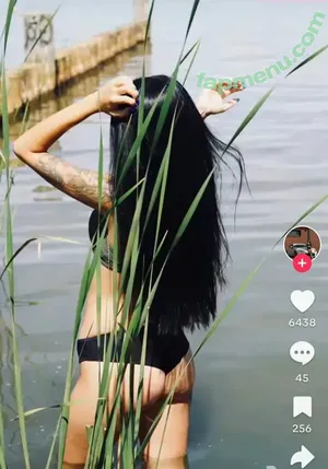  nude photo #0002