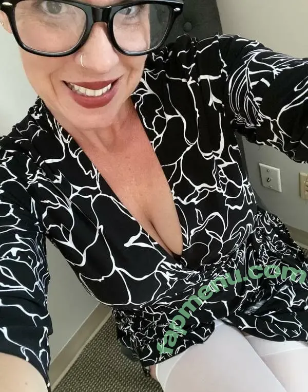 Lady L nude photo #0053 (ladyldickinson / lovelyladyldickinson)