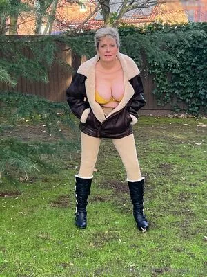 Lady Sonia / GillEllisYoung1 / gillellisyoung nude photo #0209