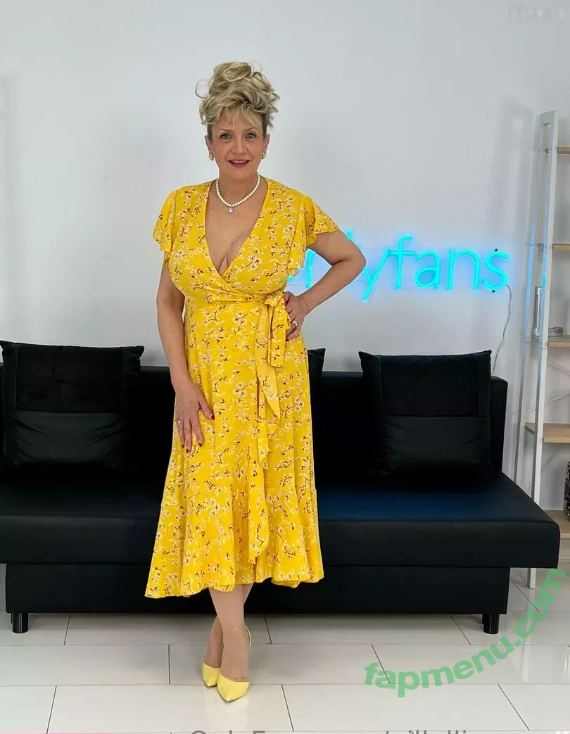 Lady Sonia nude photo #0302 (GillEllisYoung1 / gillellisyoung)