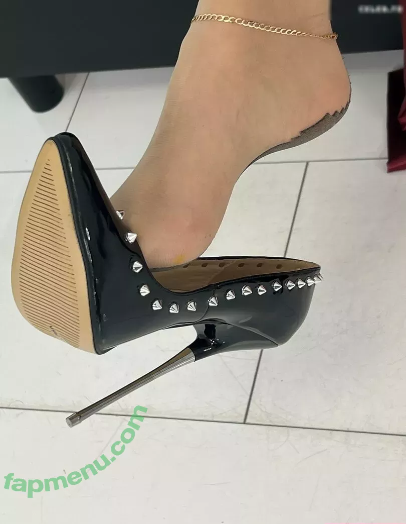 Lady Sonia nude photo #0581 (GillEllisYoung1 / gillellisyoung)